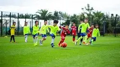 《揭秘莫耶斯豪言：切尔西之距，竟需十亿英镑跨越？》